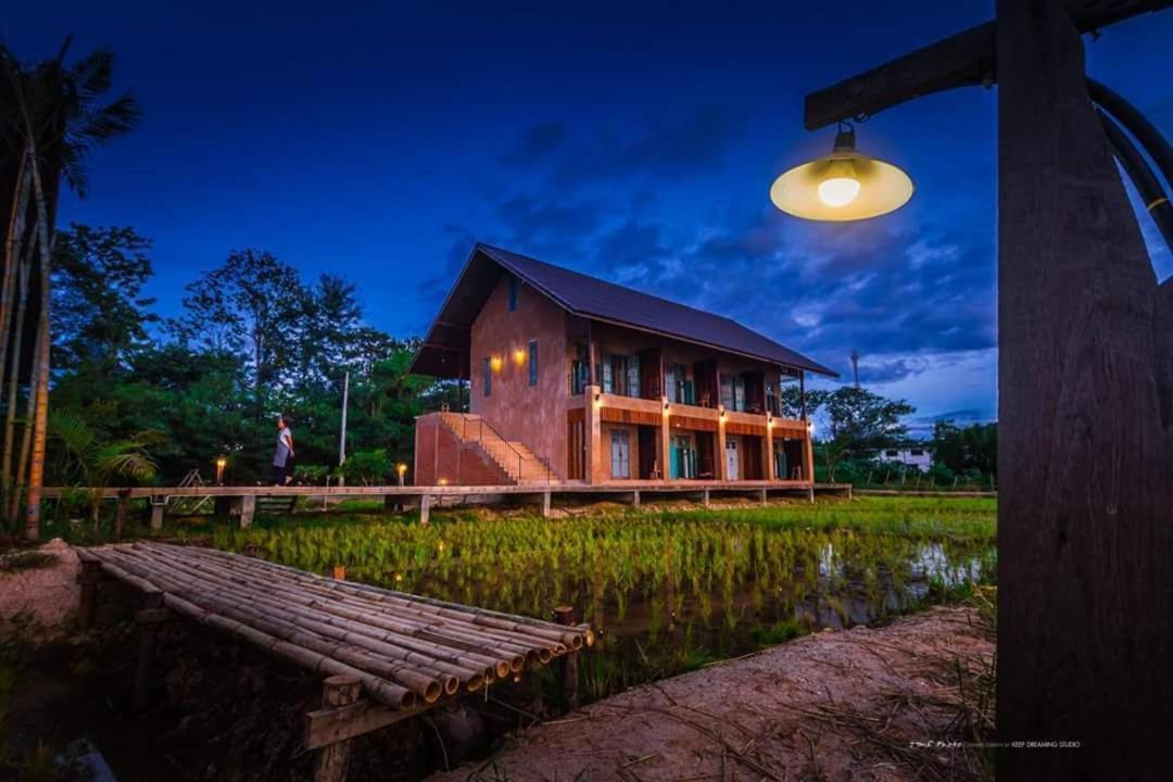 Готель Phu-Anna Eco House Hot Екстер'єр фото