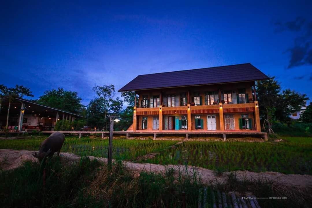 Готель Phu-Anna Eco House Hot Екстер'єр фото
