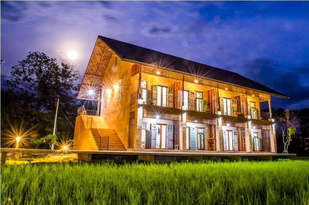 Готель Phu-Anna Eco House Hot Екстер'єр фото