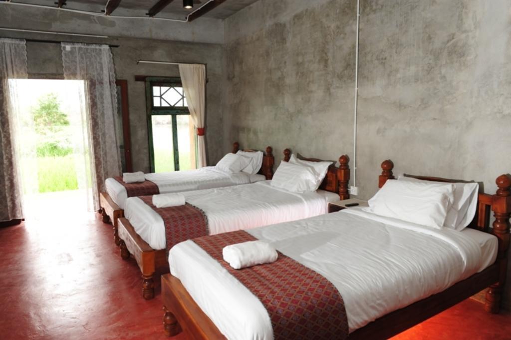 Готель Phu-Anna Eco House Hot Екстер'єр фото