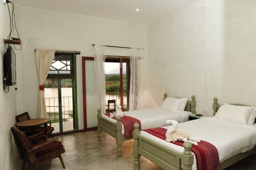 Готель Phu-Anna Eco House Hot Екстер'єр фото